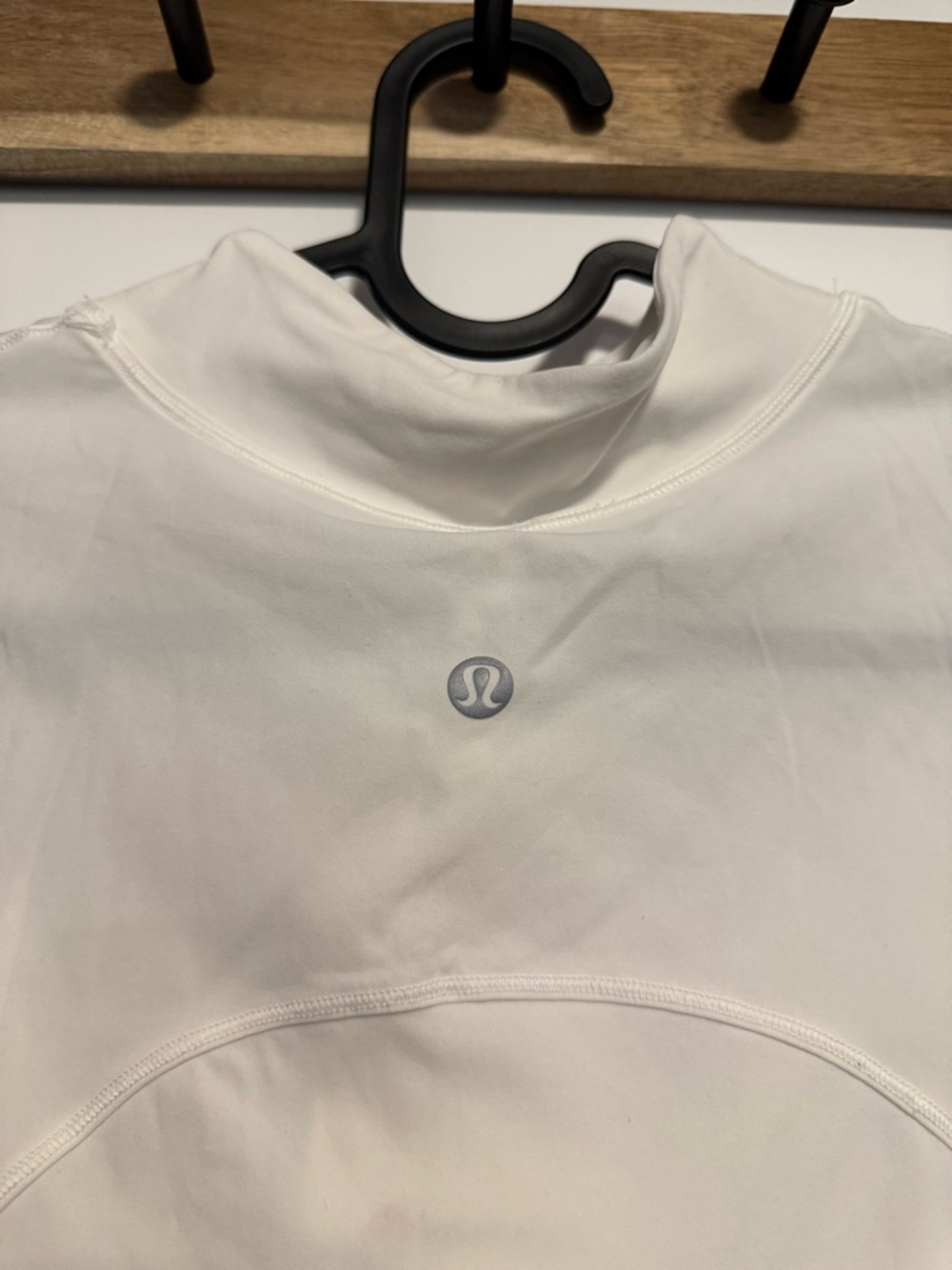 Lululemon Lightweight Nulux Mock Neck Tank - Picture 5 of 7